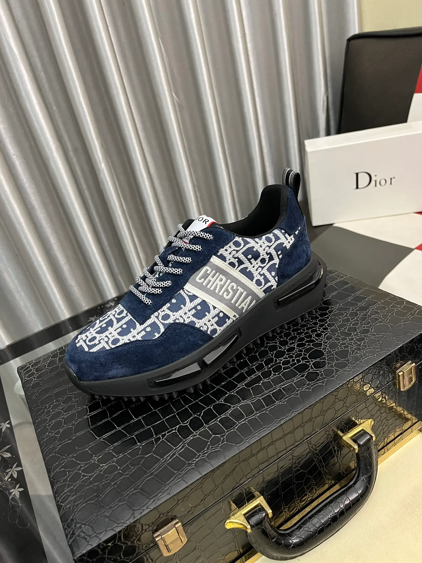 Men's shoes💰458⌚️⌚️"Dior DIOR*" latest hot style casual shoes, top brand [seduce] luxury~purchase, top~quality. [Strong] The upper is made of imported breathable cowhide with material ➕ breathable sheepskin feet (•) and fine workmanship. Code number: 38-442️⃣Colors available
